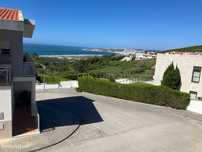 Moradia em condominio fechado com piscina
