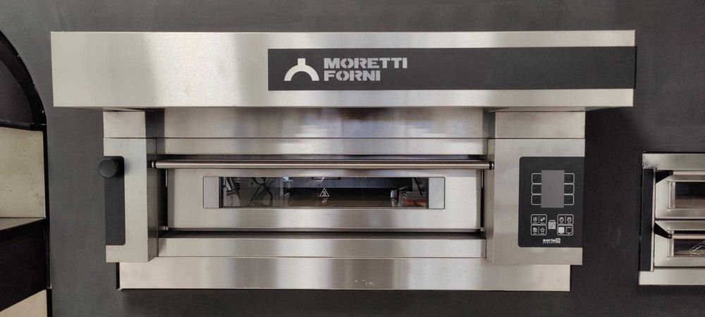 WYPRZEDAŻ EKSPOZYCJI  Piec do pizzy Moretti Forni S100E podstawa nowy