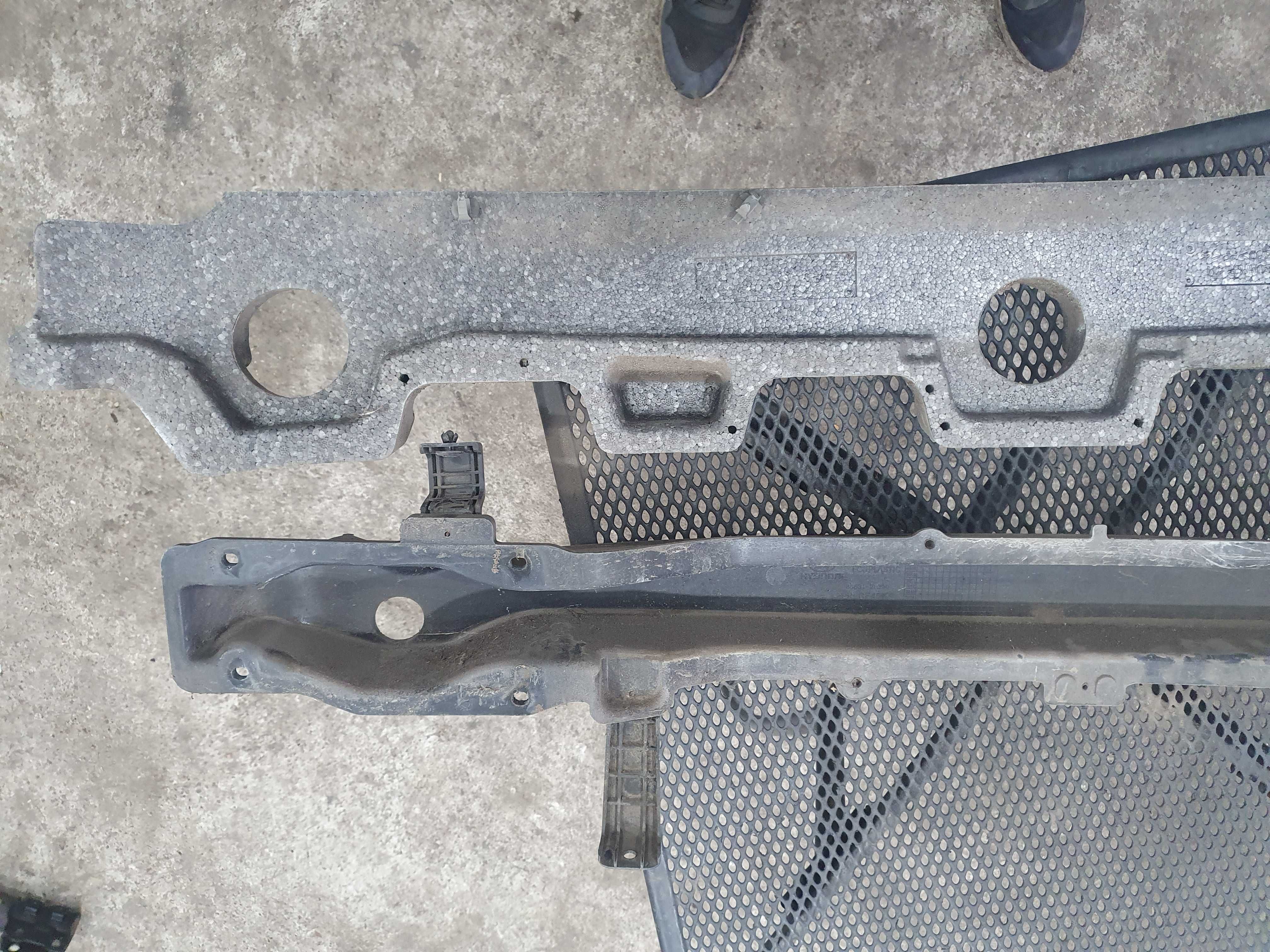 Belka pod zderzak tył tylny absorber Hyundai i30 cw kombi 2008 r kpl