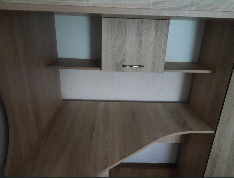 Ліжко дитяче , горище