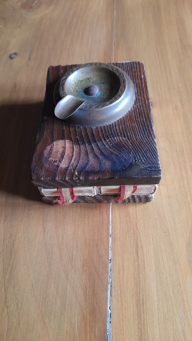 Cinzeiro feito artesanalmente