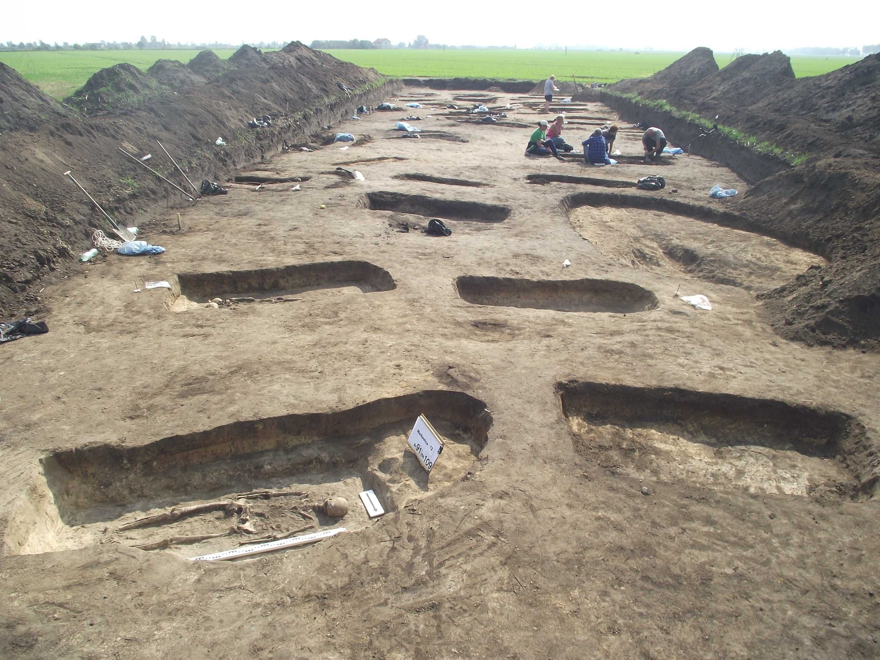 archeolog, nadzór archeologiczny, badania archeologiczne Uniejów