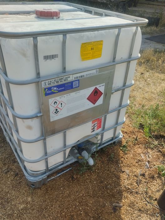 Продам ЧИСТІ  єврокуби в гарному стані 1000 літрів