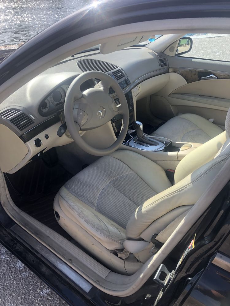 Mercedes-Benz E220