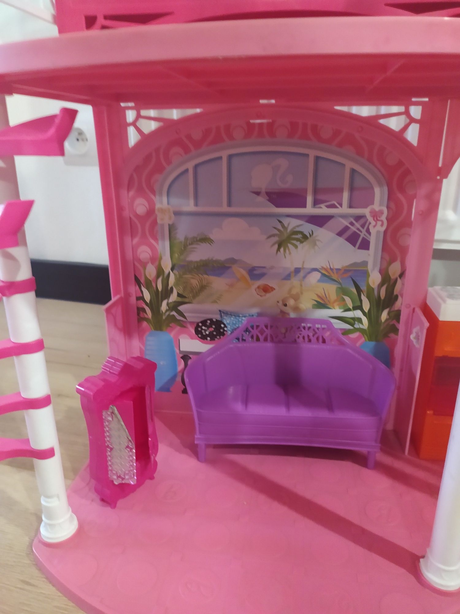 Domek dla lalek Barbie firmy Mattel