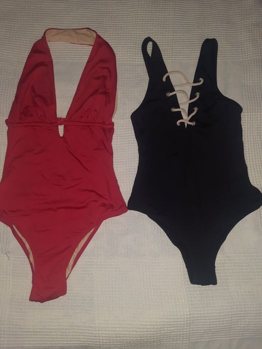 Суцільний купальник 36 розміру