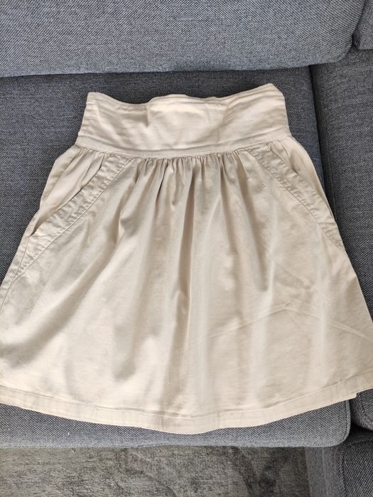 Beżowa spódnica Zara