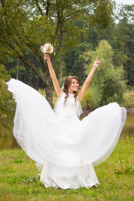 Весільна сукня