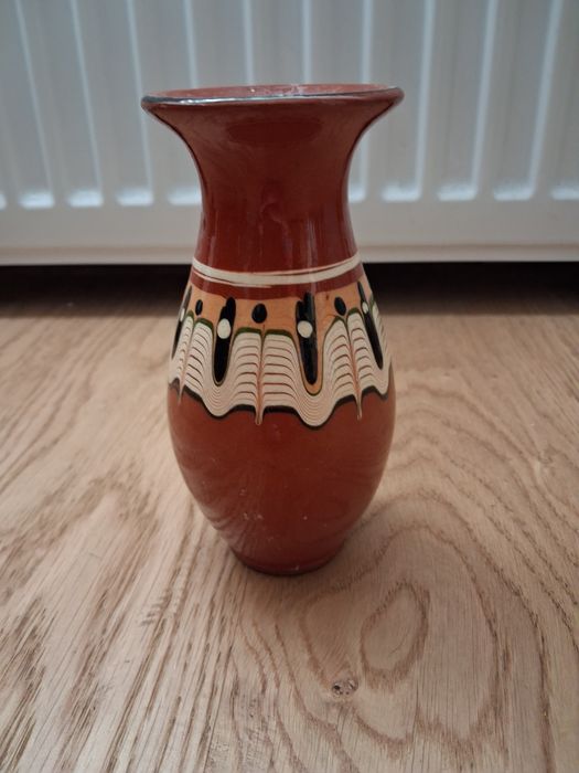 Wazonik ceramika bułgarska