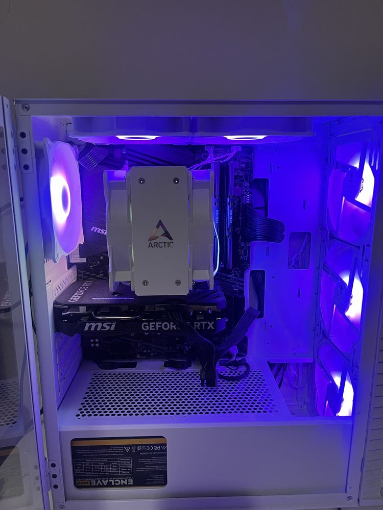 Setup Gaming Completo – Impecável RTX 4060 Ti + Ryzen 7 5700X