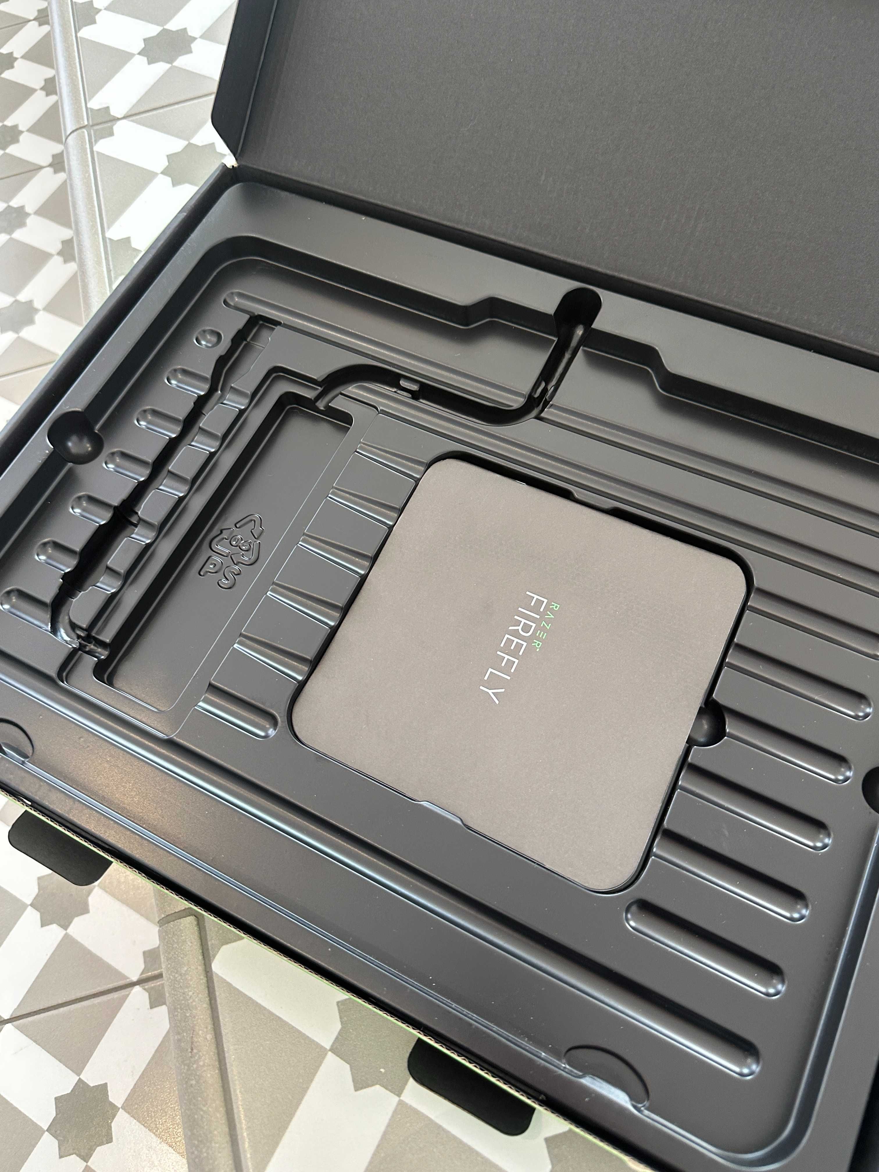 Ігрова поверхня - RAZER Firefly Cloth edition - килимок для миші