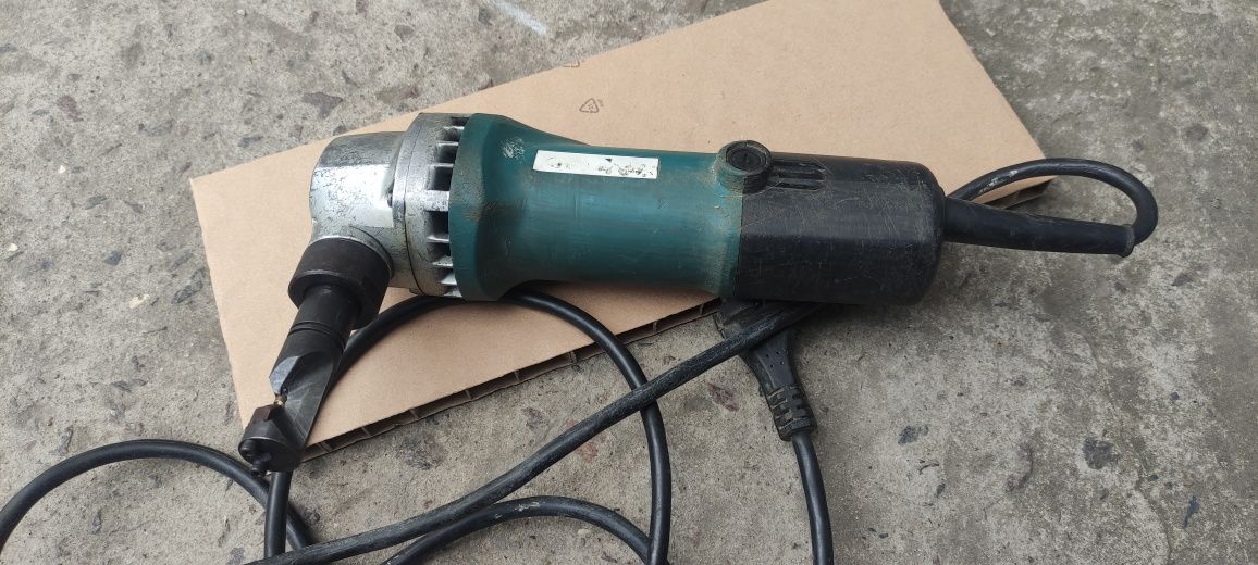 Висічні ножиці makita jn 1601 оригінал, зроблені в Японії