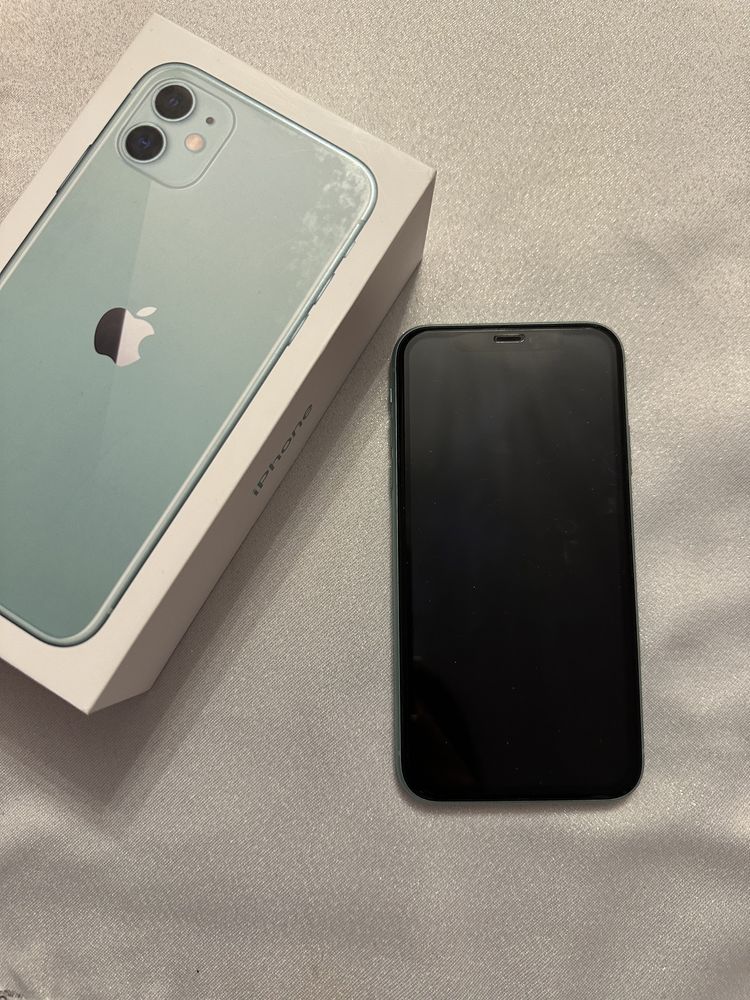 IPhone 11 zielony