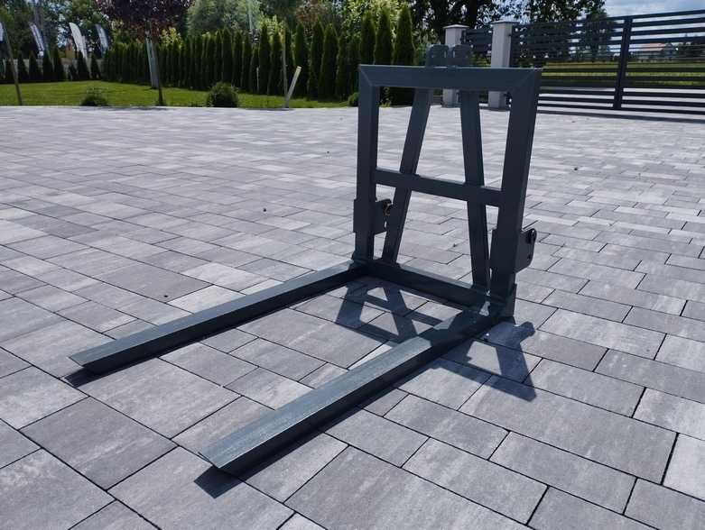 Paleciak na TUZ do małych ciągników Mocna konstrukcja Dostawa