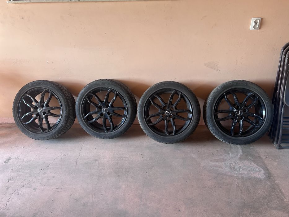Opony zimowe z felgami aluminiowymi 205/50 R17