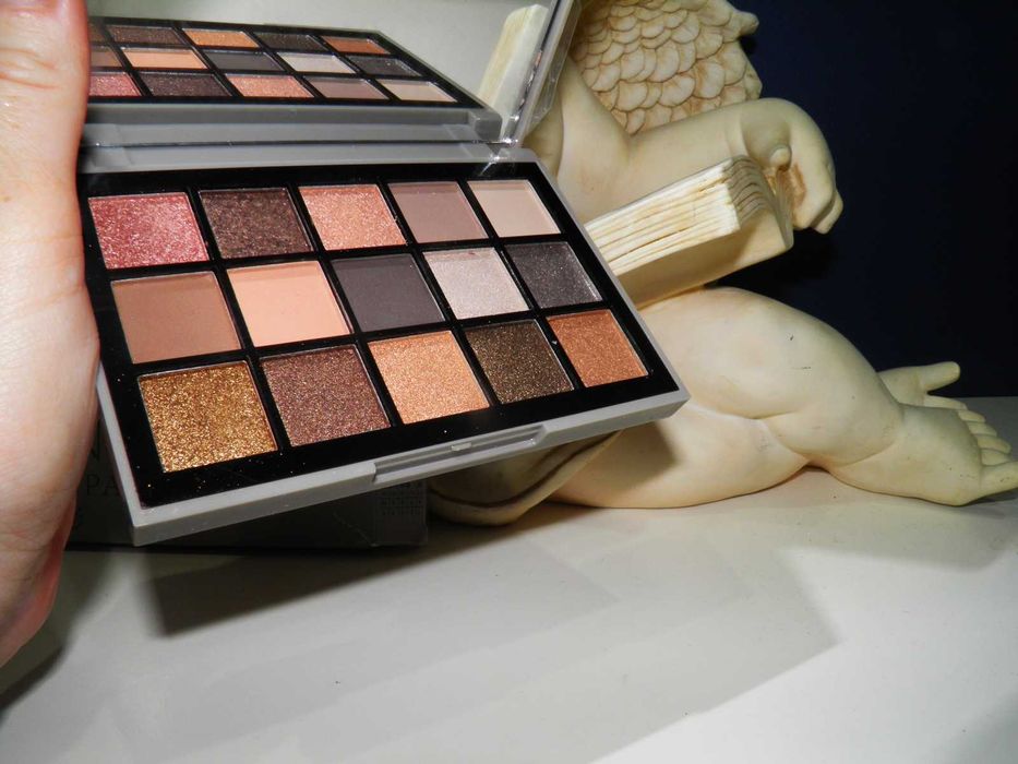 Nowa paleta cieni do powiek Tingphe