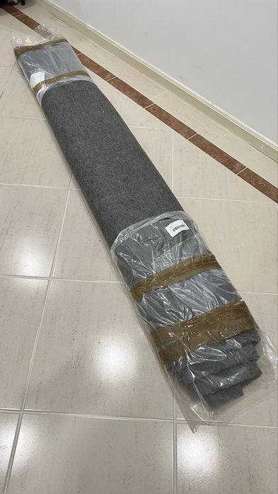 Tapete cinza 2.90 metros por 2