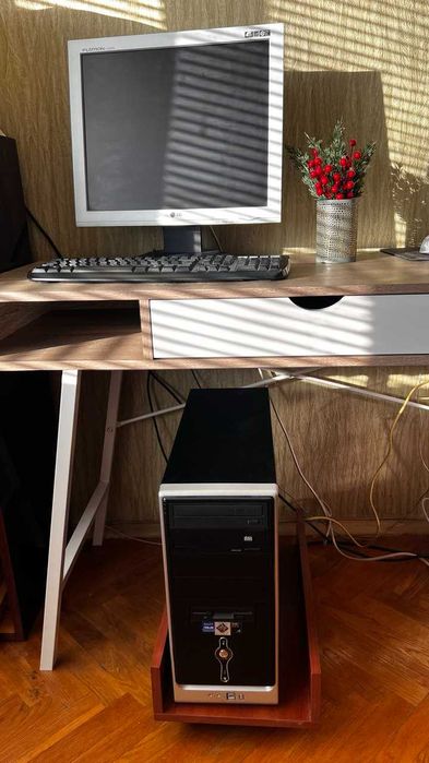 Продам компютер системний блок в робочому стані