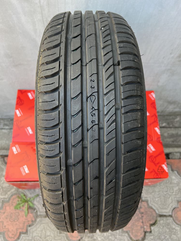 Nokian hakka green 185 60 R14