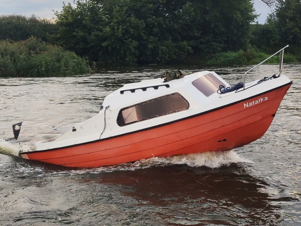 Łódź kabinowa KORMORAN+ Suzuki 20KM