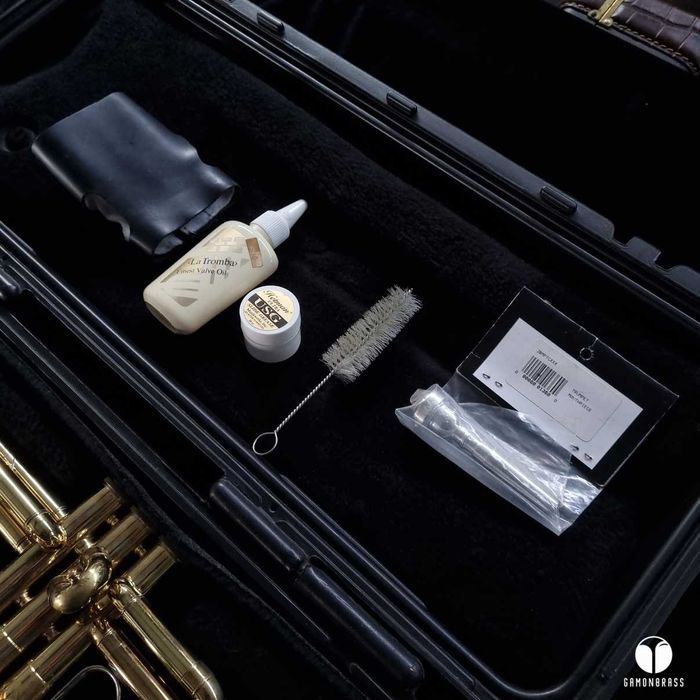 Vincent Bach TR300 prod. USA ustnik oliwka futerał trąbka