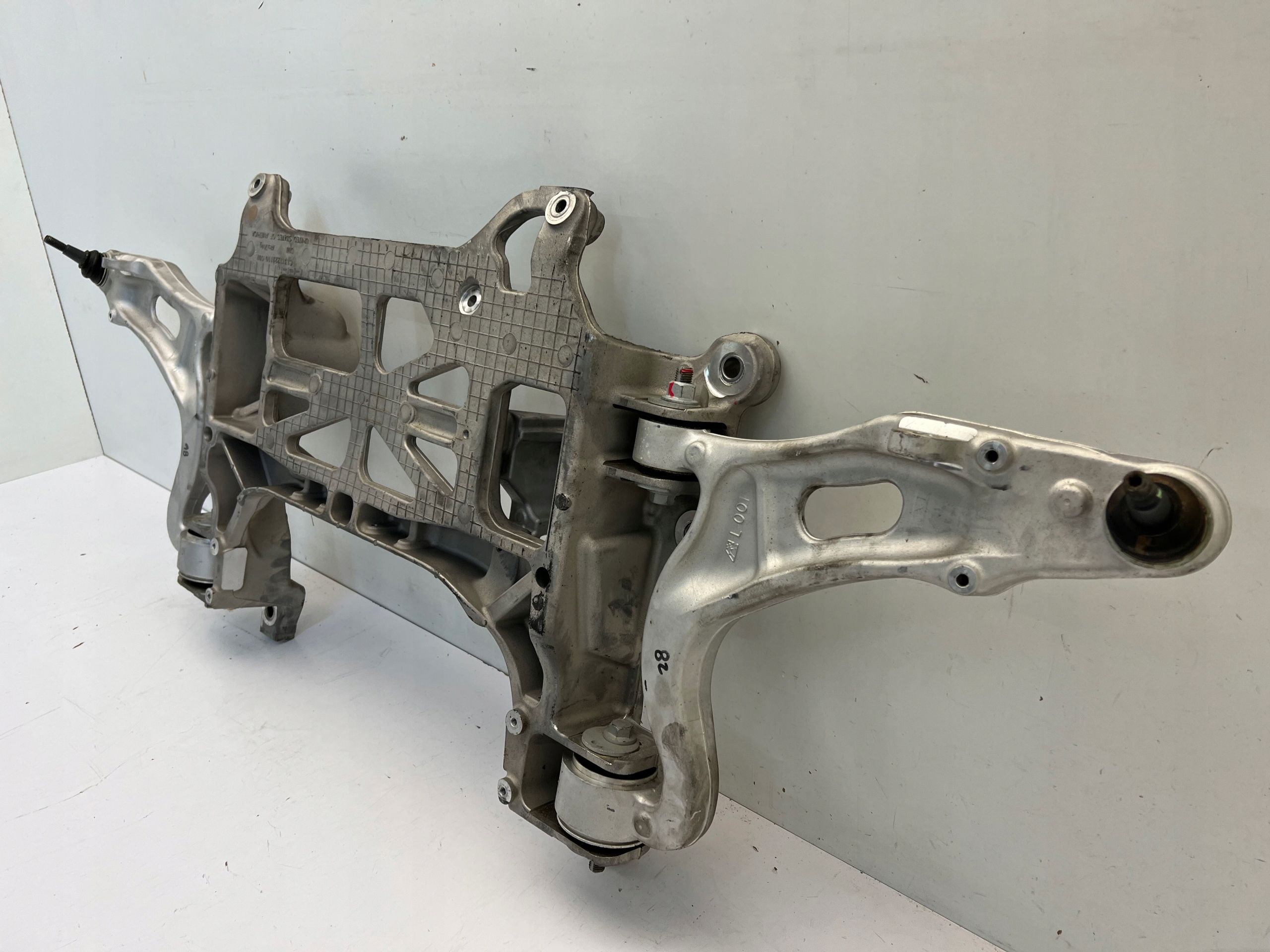 Fisker Karma ława Sanki Silnika Engine Support Subframe oryginał…