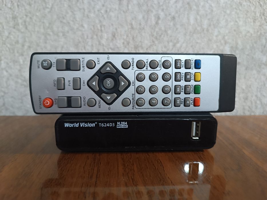 Робочий Т2 тюнер, T2 приставка World Vision T624D3