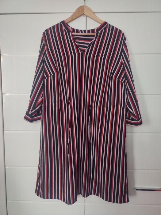 Zwiewna sukienka w paski rozmiar 48 Papaya