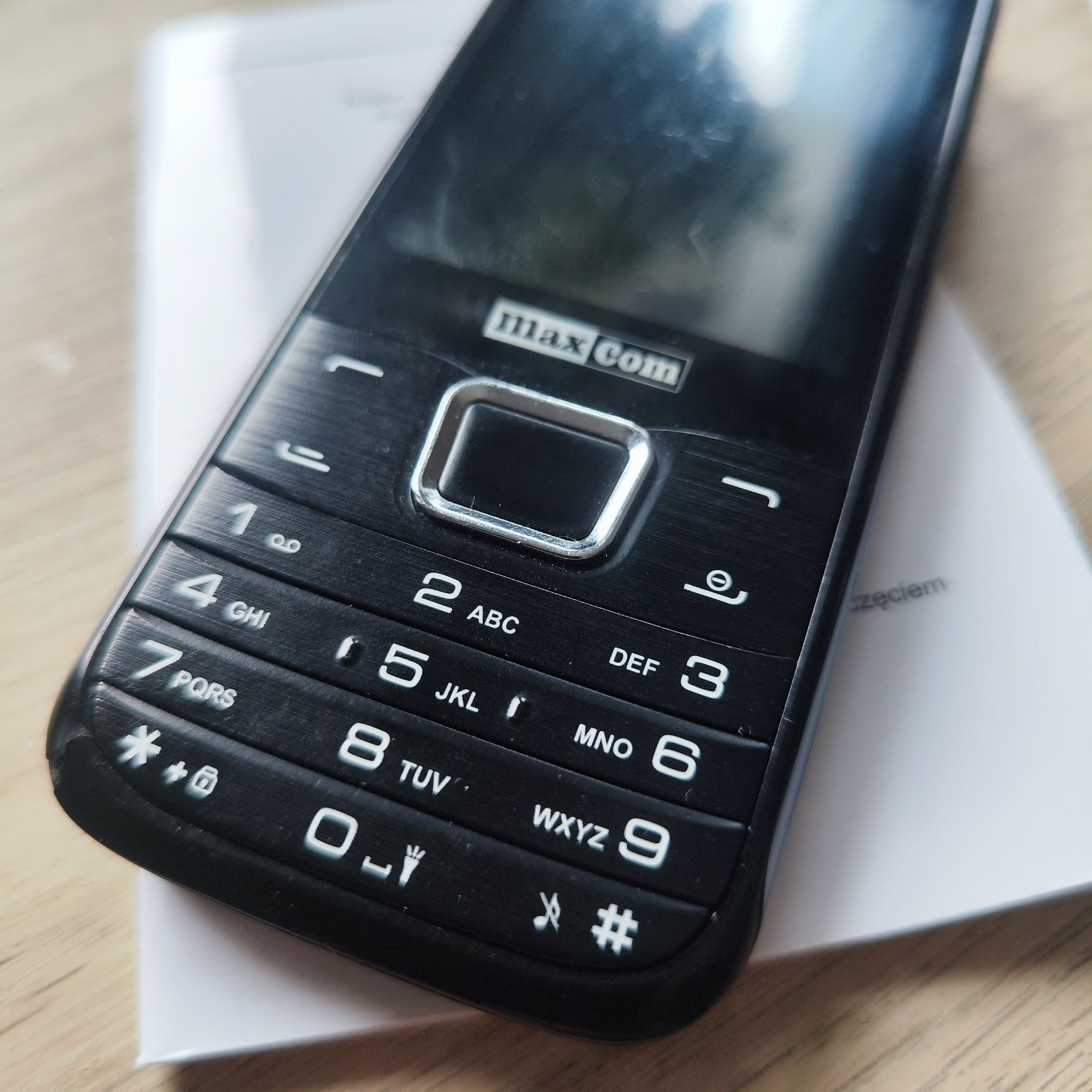 UŻYWANY telefon maxcom MM238 3G dla seniora dla starszych osób