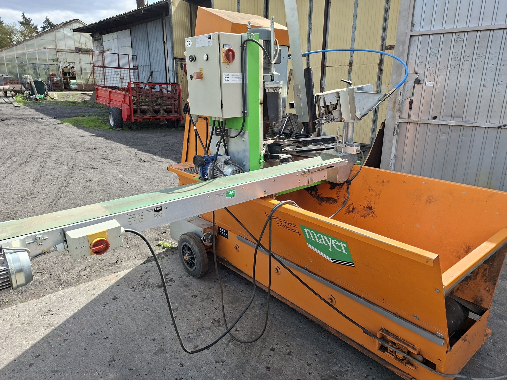 Doniczkarka Mayer 2103 z tasmociagiem 2m. Mechaniczna.