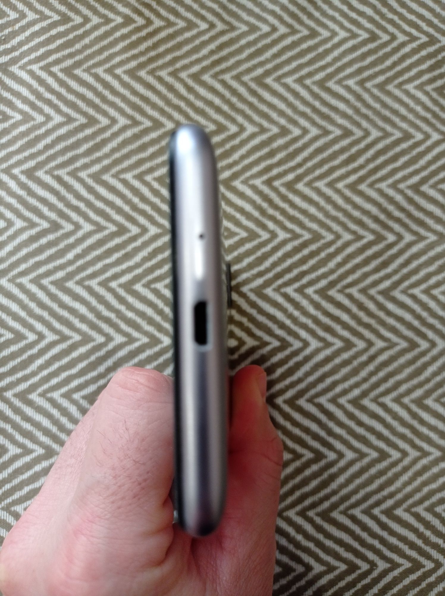Xiomi redmi 6a 2/16g