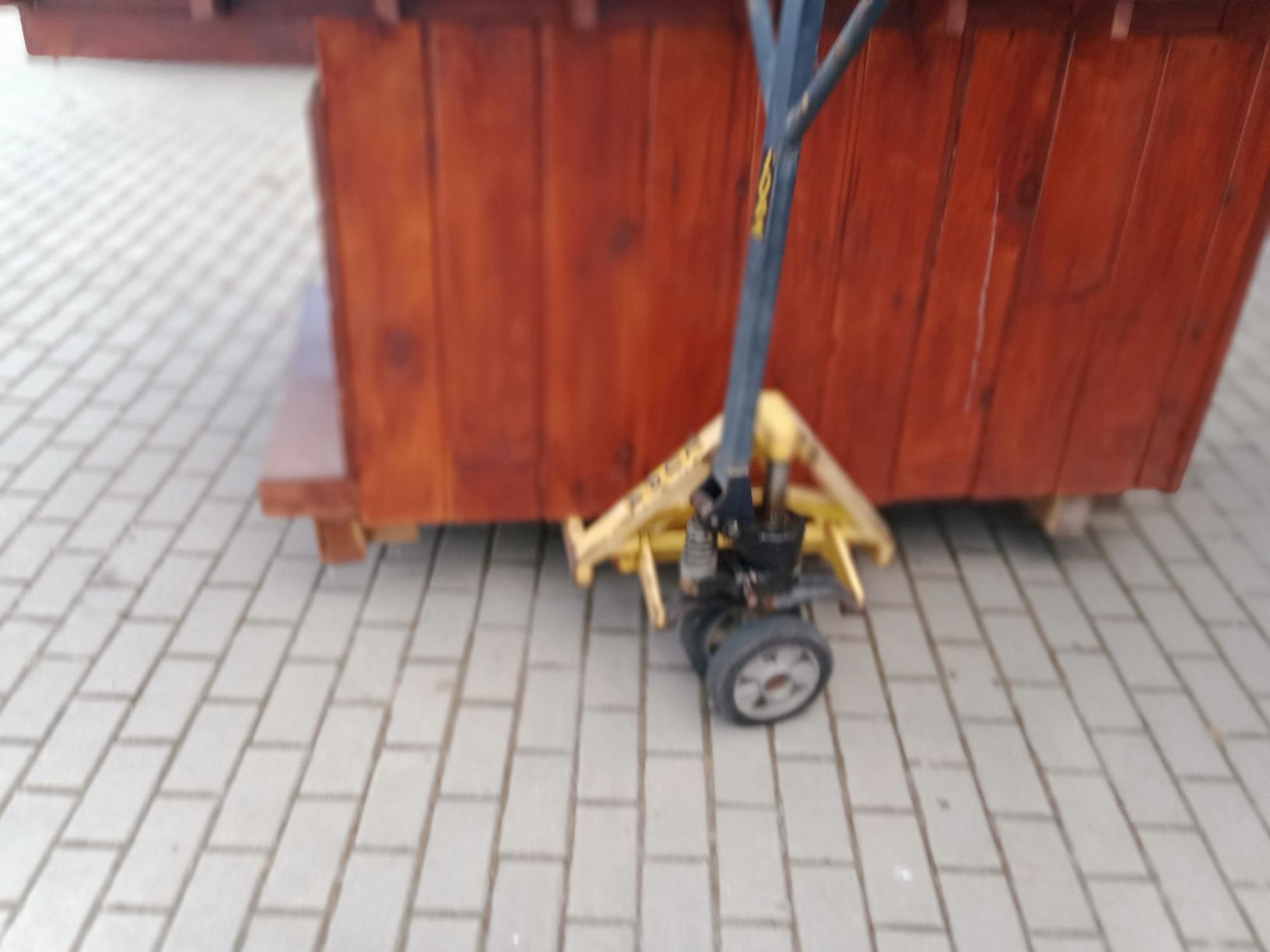 Buda dla  dużego psa