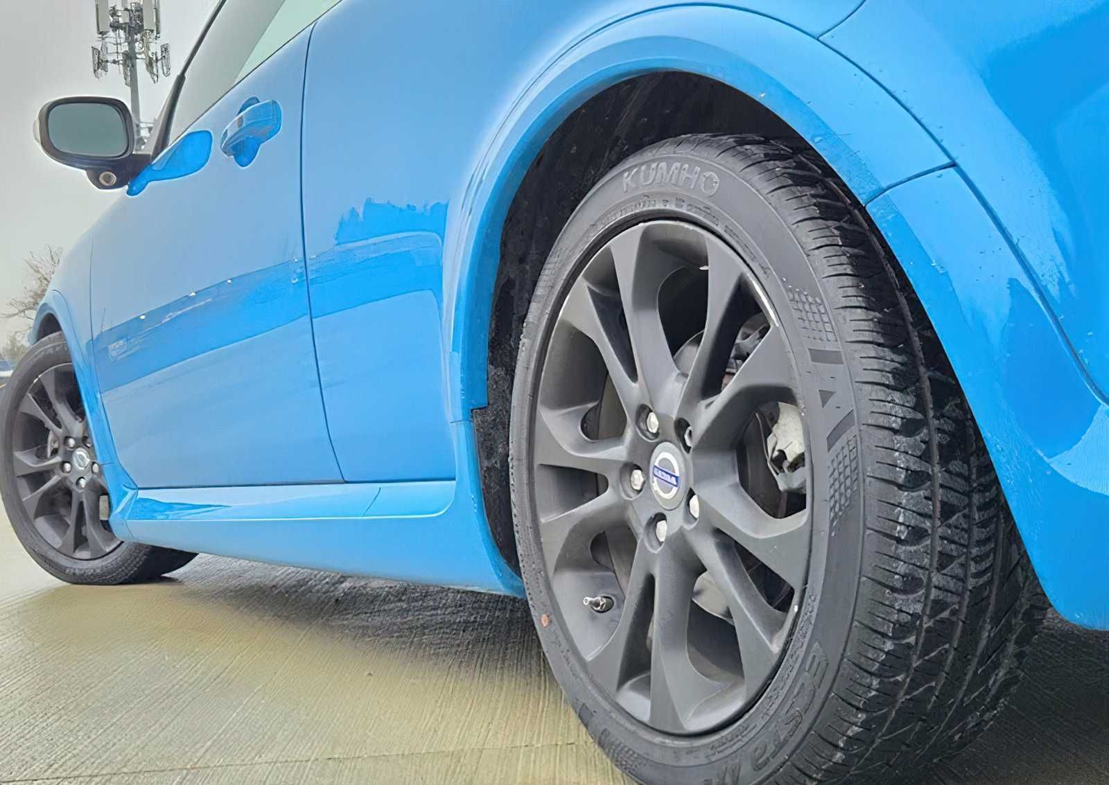 Volvo C30   2013