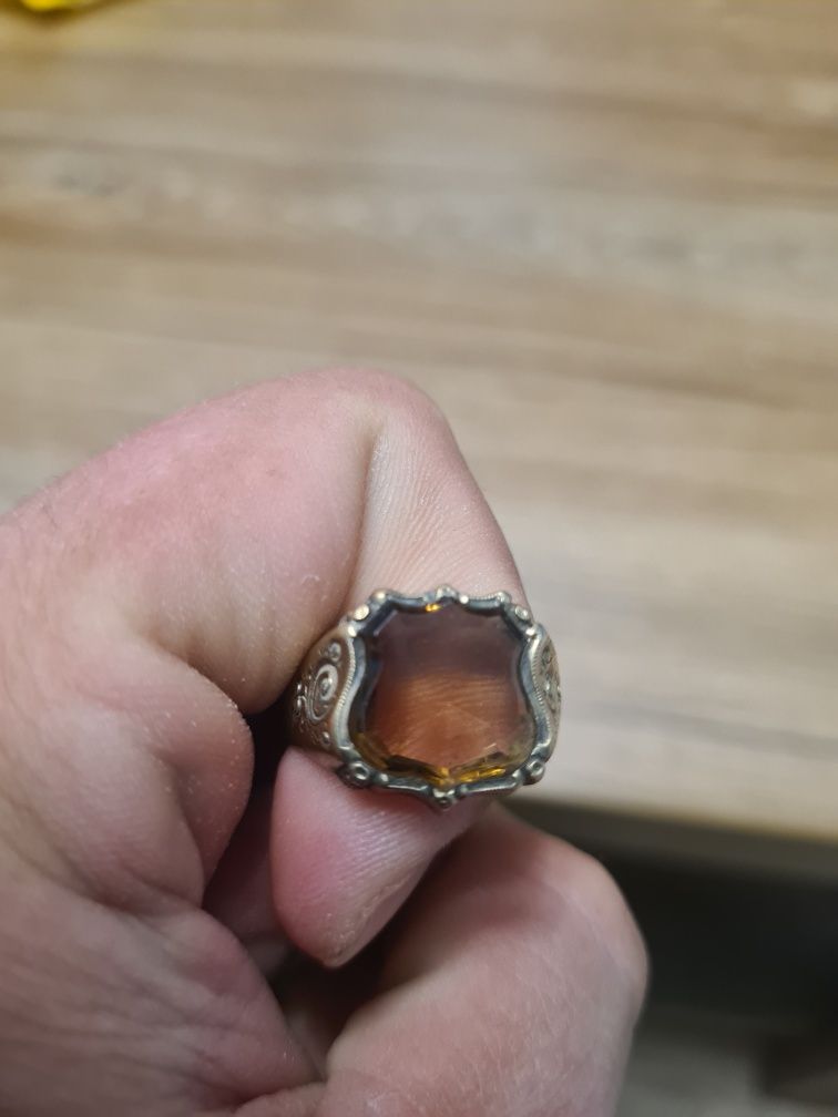 Sygnet Topaz Złoto 9 karatow pamiątka rodzinna