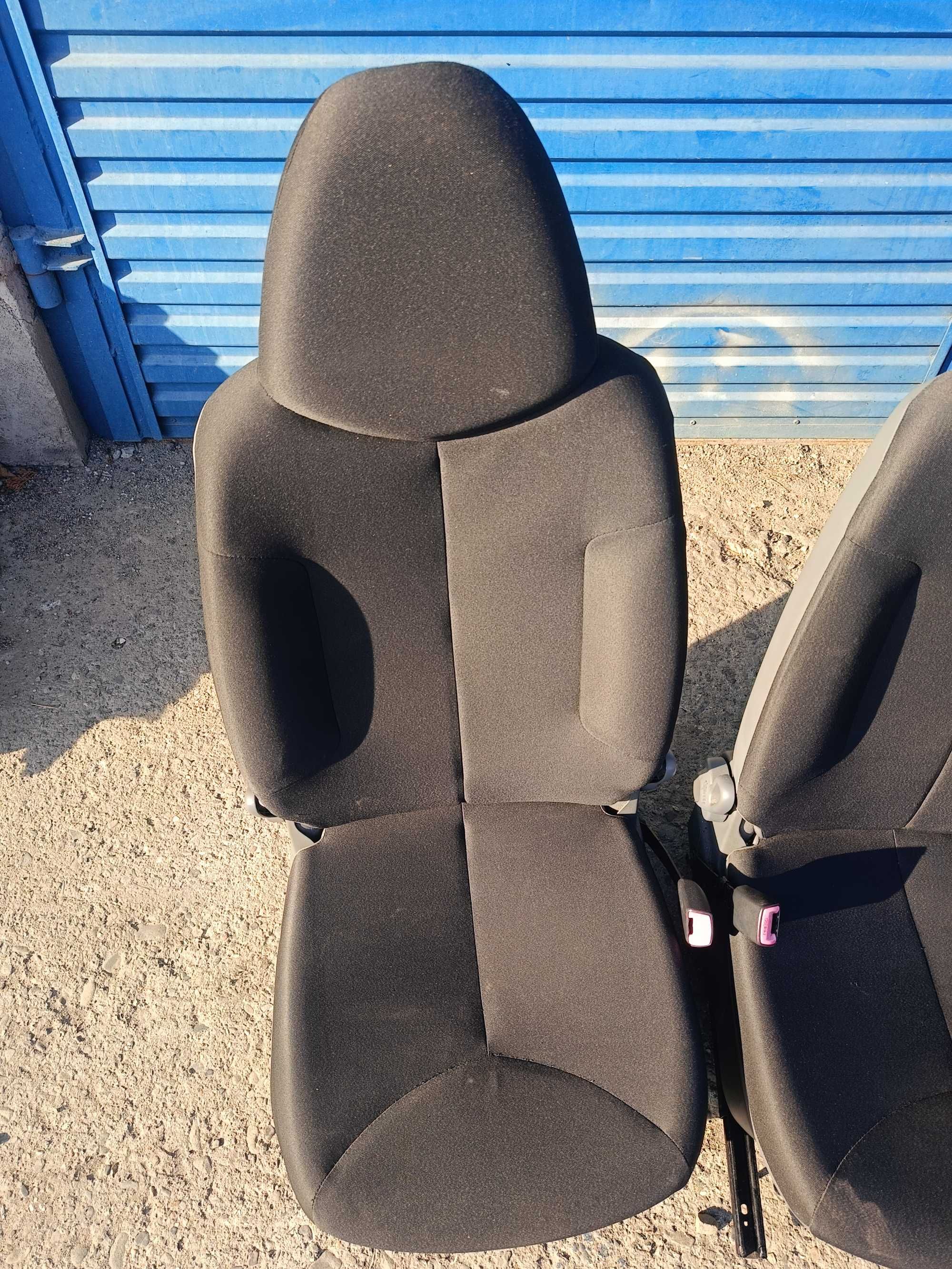 Fotel Kierowcy / Fotel Pasażera Toyota Aygo I 5D