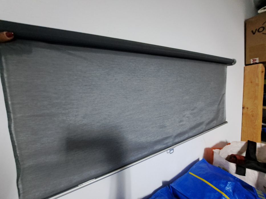 Estore cinzento para a sua casa ou gabinete