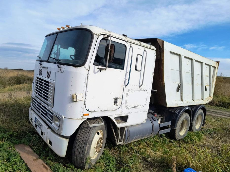 Самоскид International 9600