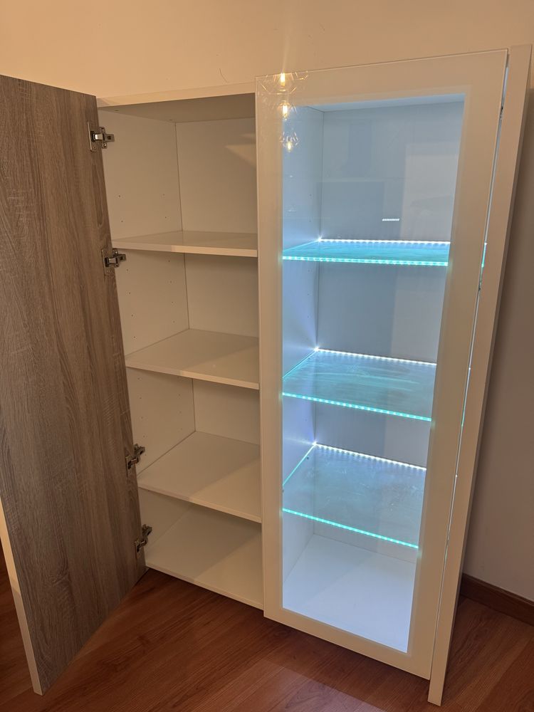 Vitrine em madeira ANTARTE