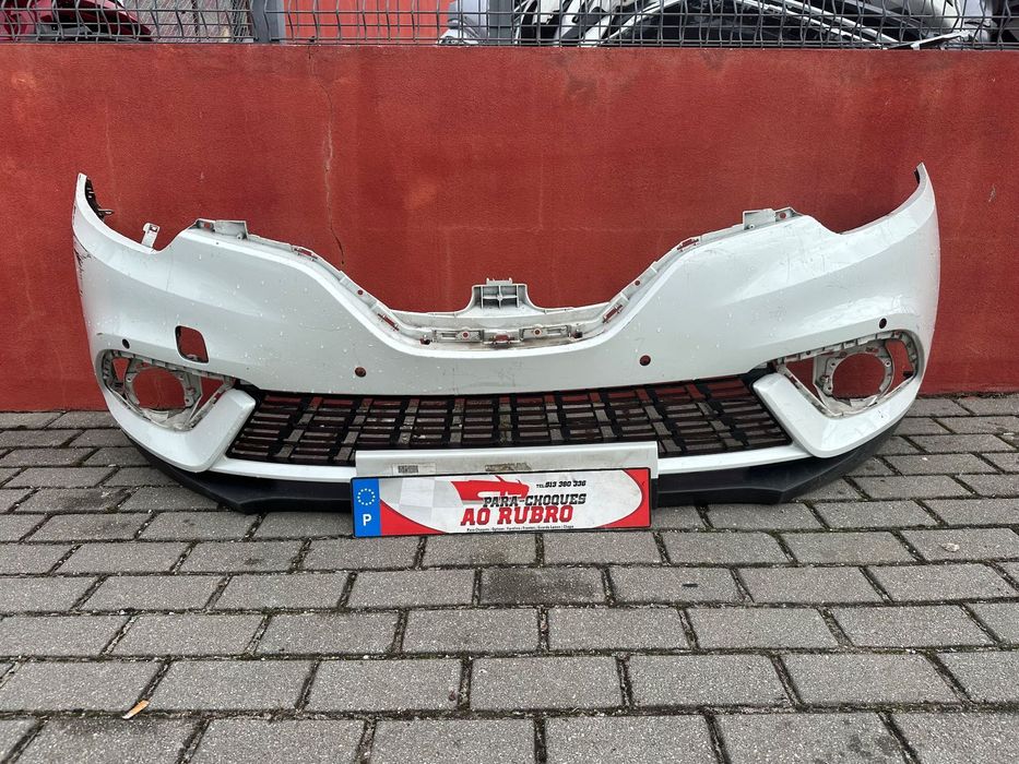 Parachoque Renault scenic 4