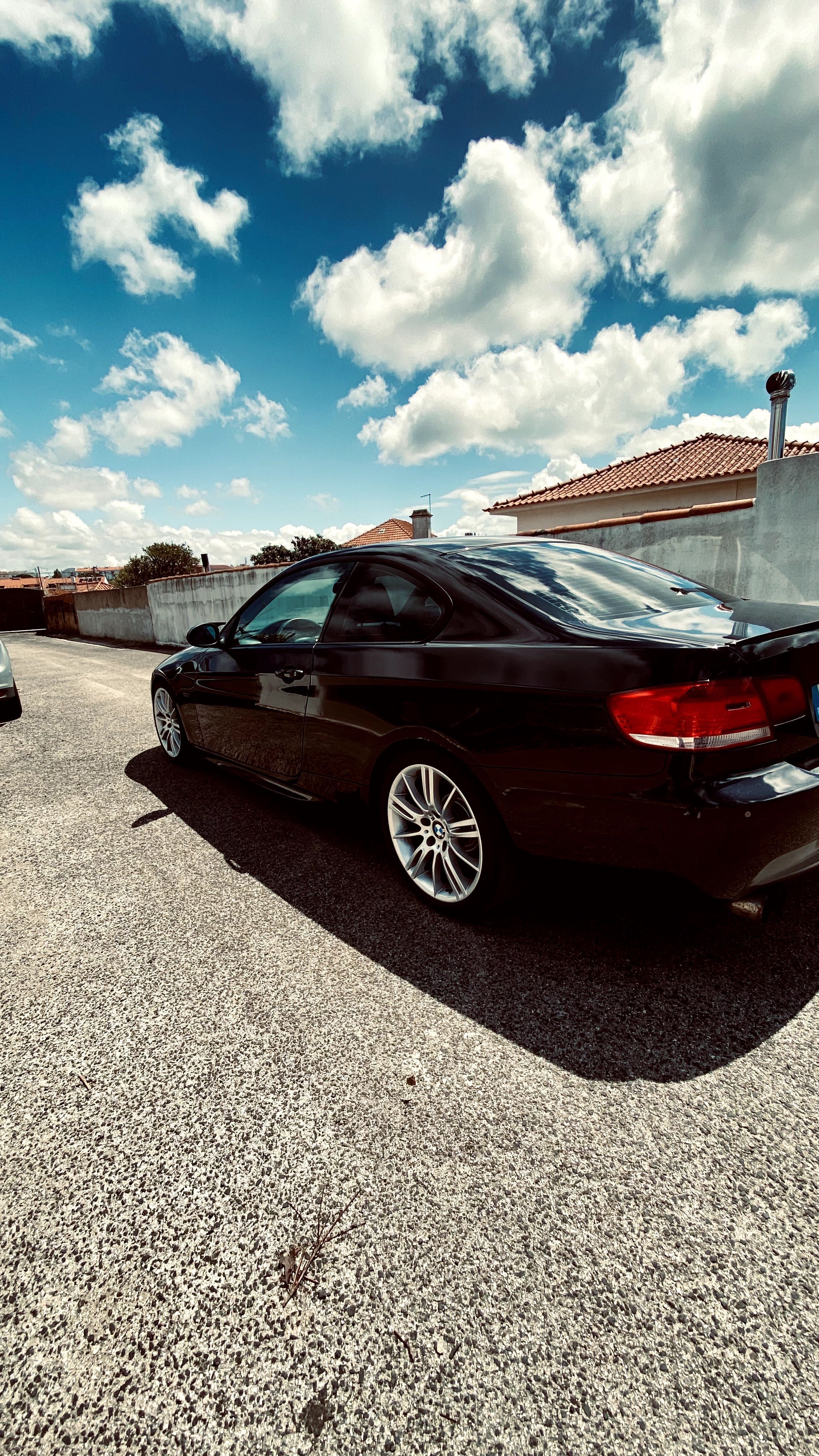 BMW 320d Coupe com Motor Novo