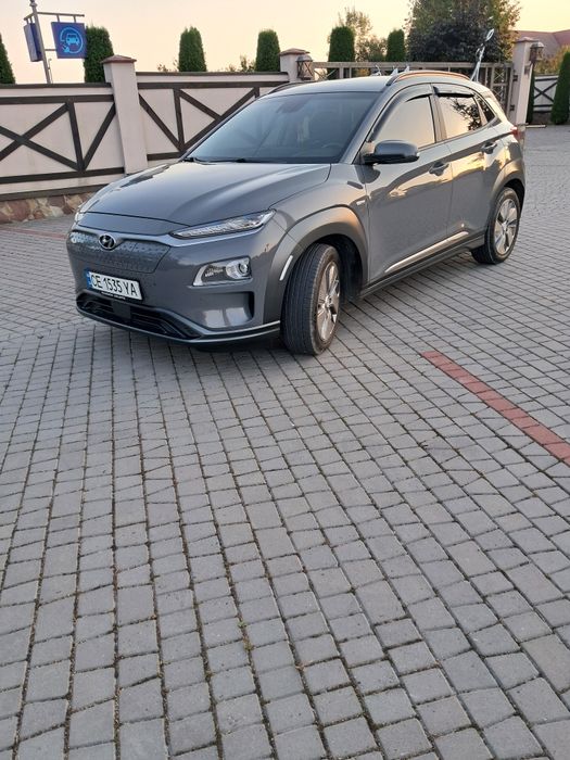 Hyundai Kona Electric 64 кВт
