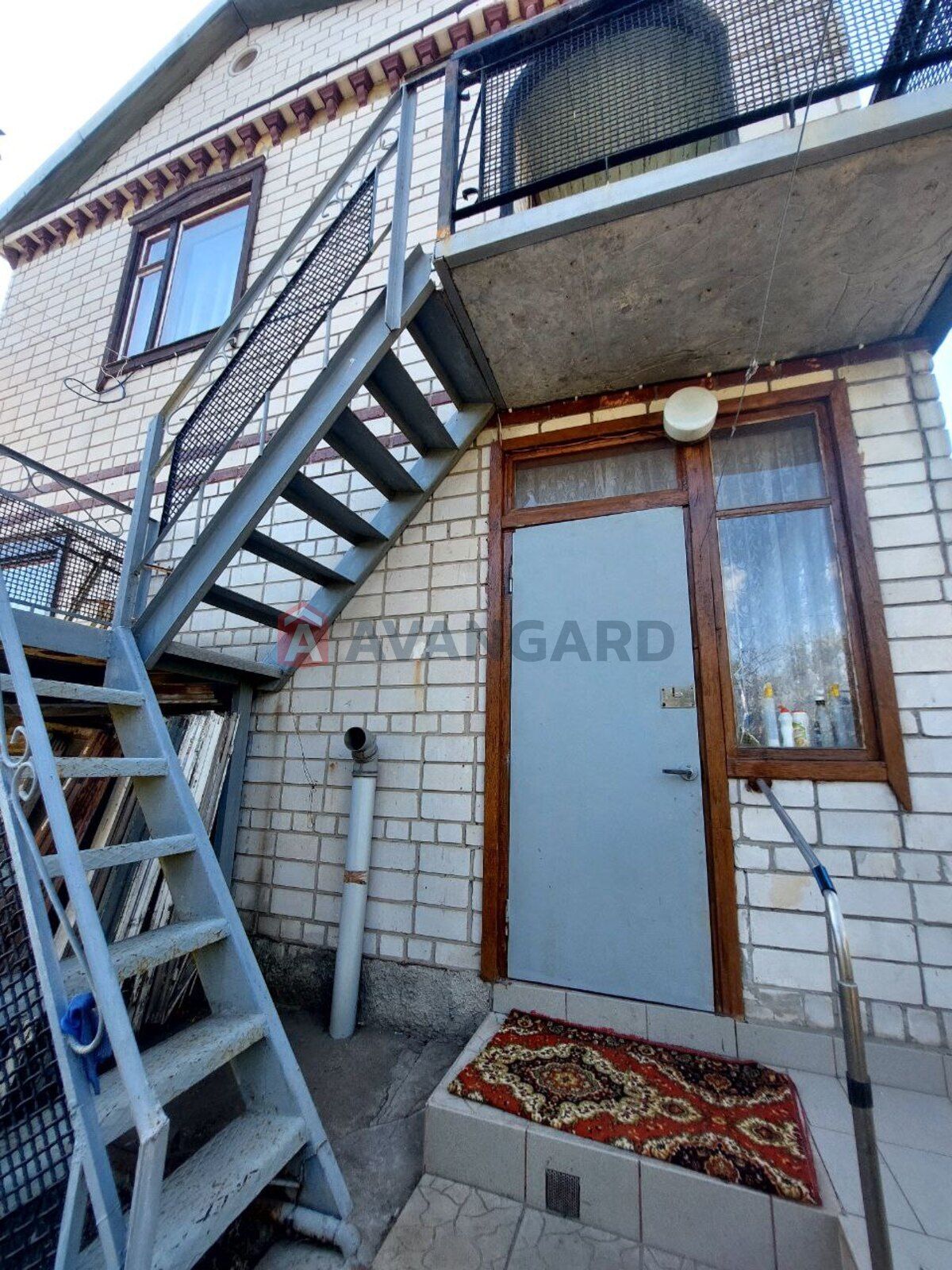 Продам дачу біля лісу та озера