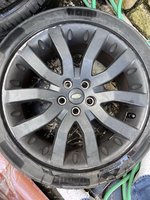 4 pneus e jantes range rover
