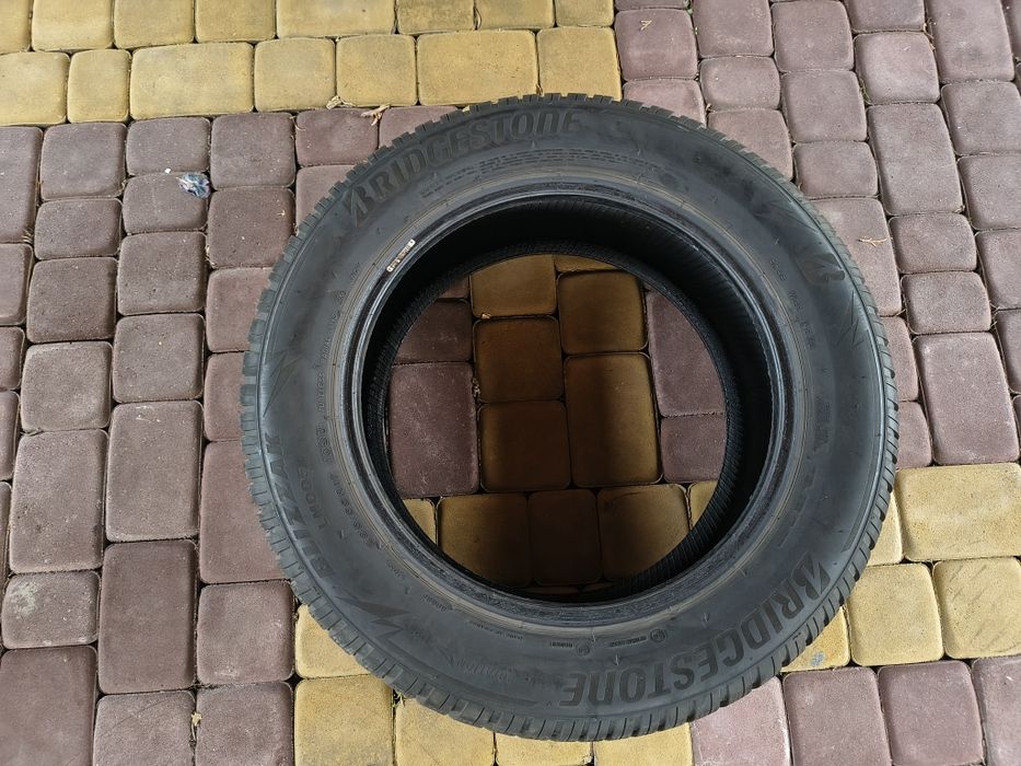 Opony 235x55 r17 Bridgestone Blizzak