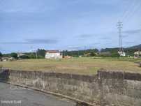 Terreno Exclusivo junto à estrada Barcelos / Prado!