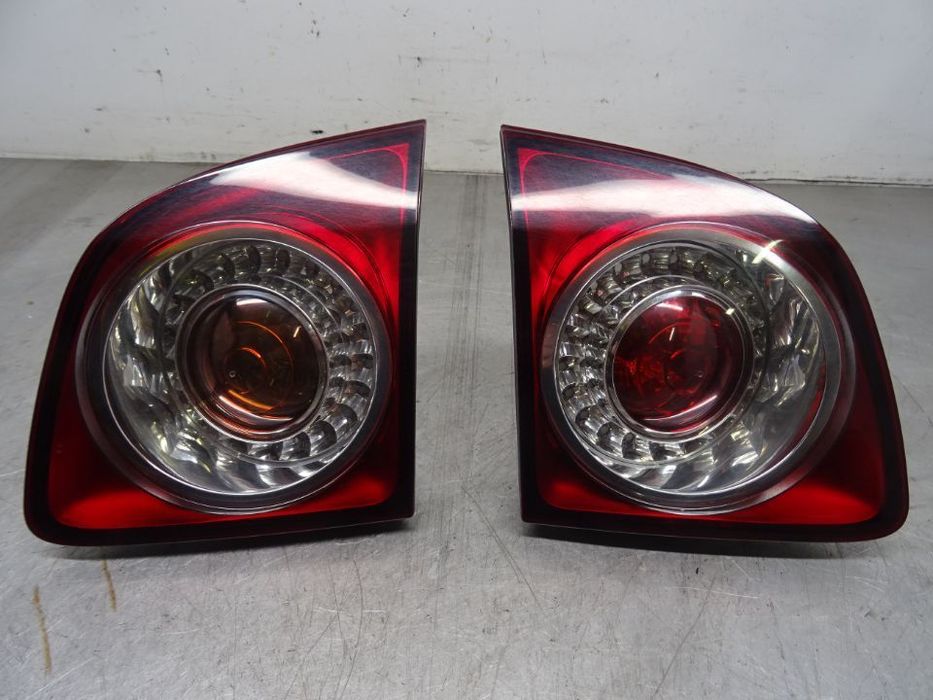 VW GOLF PLUS LIFT 09-14 2.0TDI LAMPA PRAWY TYŁ TYLNA W KLAPĘ