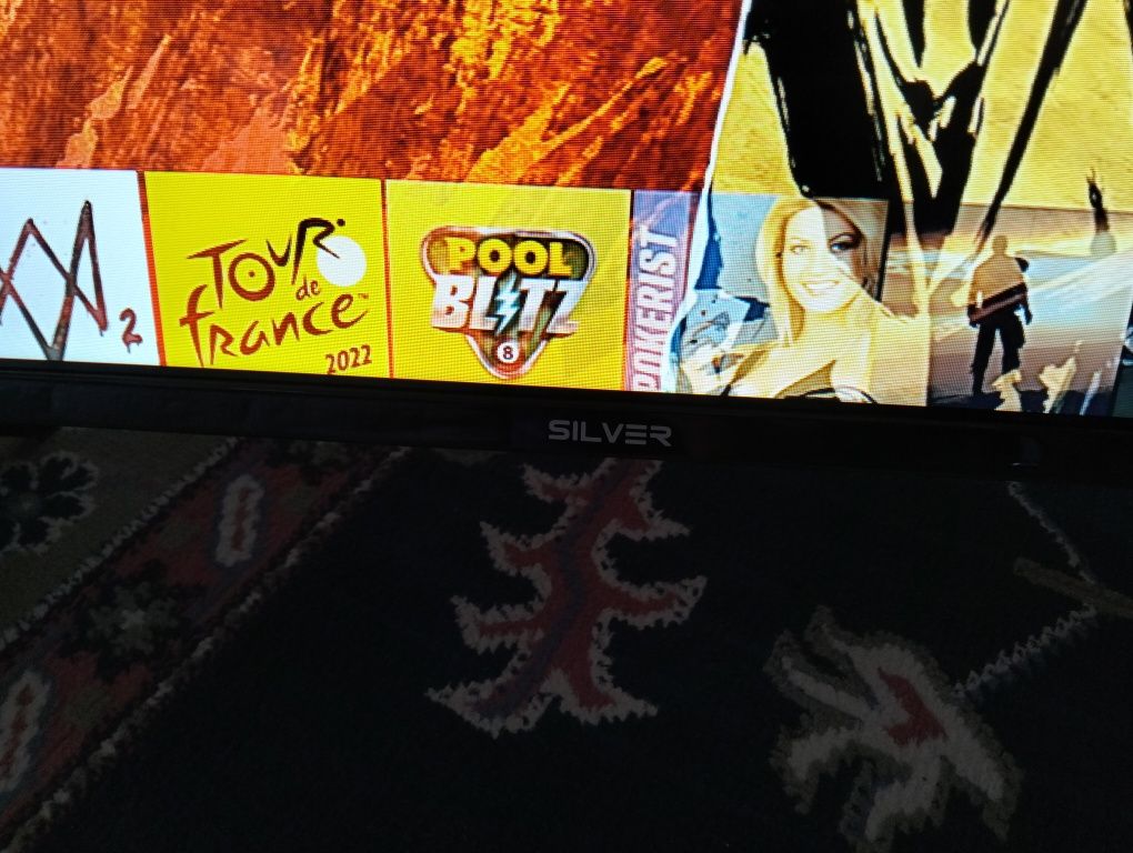 TV silver 32 polegadas com comando