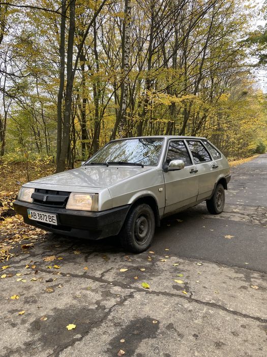 Продам ваз 2109.