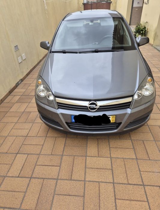 Opel Astra poucos quilómetros