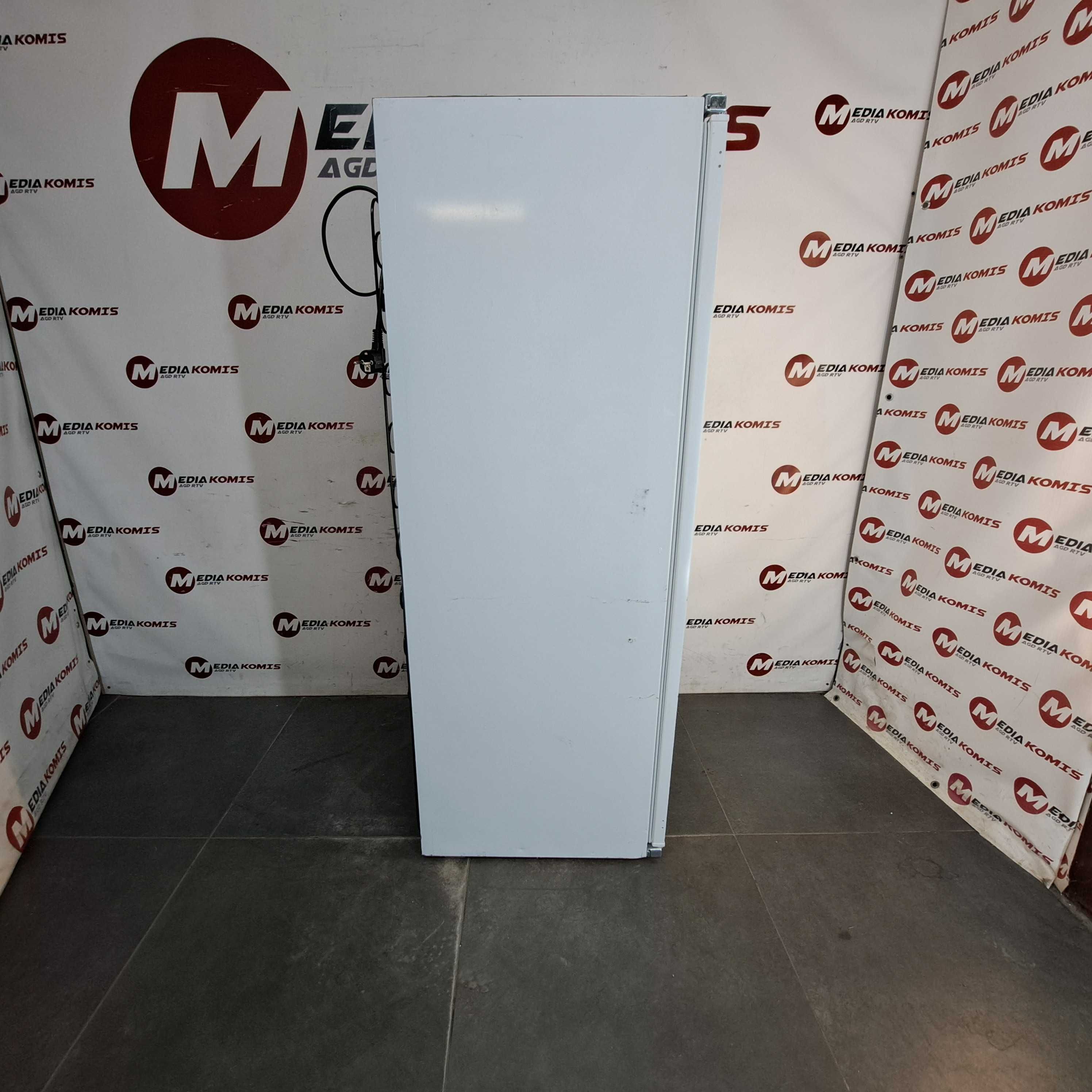 Lodówka Amica EKSS 364 200 (2 lata gwar) Klasa E / 39dB / 139,7cm wys